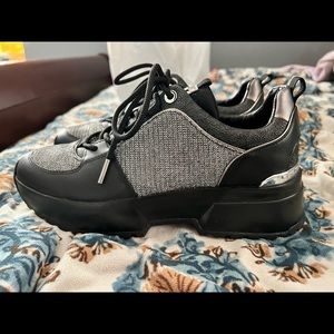 Michael Kors City sneakers size 8